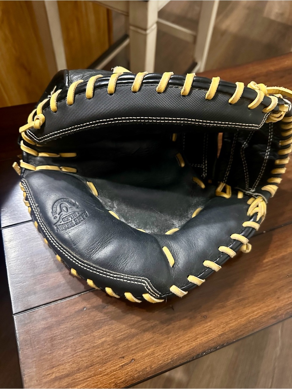 Nike Adult Black Catcher's Mitt